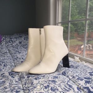 “a new day” White Boots BRAND NEW!!